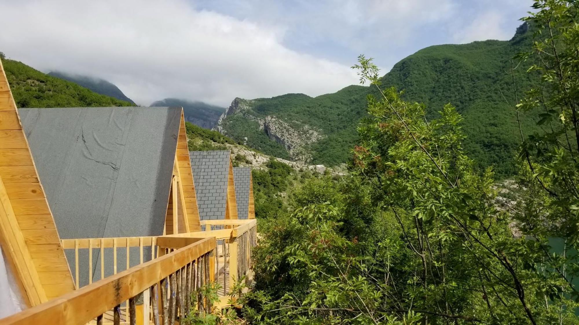 Twin Villas Komani Lake Экстерьер фото